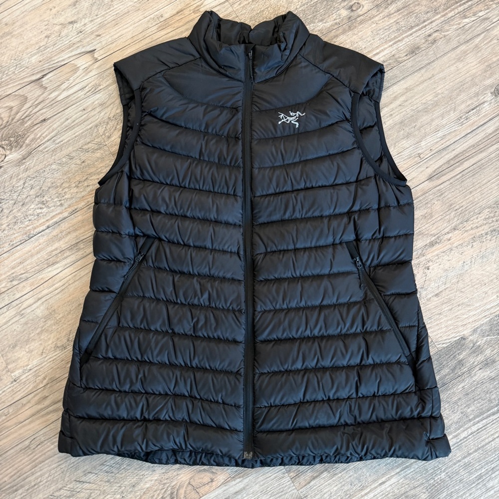 ARC’TERYX CERIUM LT VEST WOMEN'S - XL - Black - Like New Condition